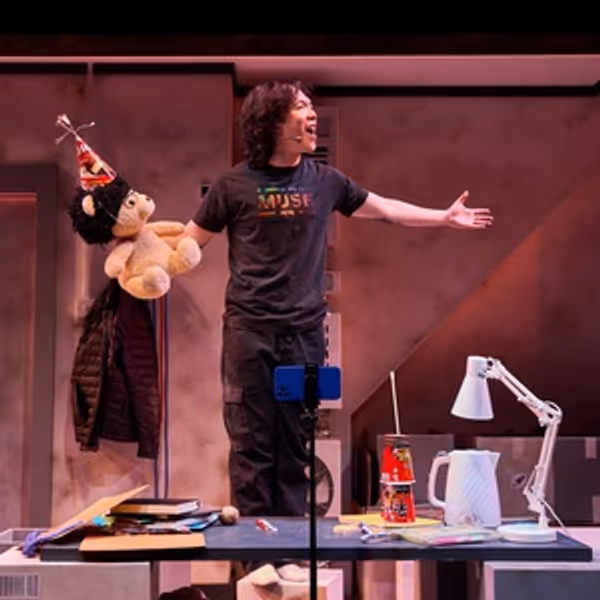 Photos: THE LAST MAN Opens at Southwark Playhouse Elephant Photo