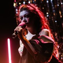 Sharp Teeth Theatre and Marie Hamilton Present POLLY (THE HEARTBREAK OPERA) This Spri