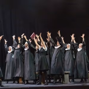 Photos: SISTER ACT at the Argyle Theatre