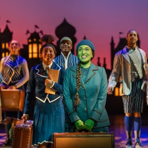 WICKED Star Emma Kingston Joins the Young Voices WICKED Worldwide Singalong