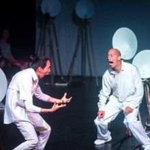 Danza Y Tecnología Convergen En La Instalación El Cuerpo Es El Mensaje