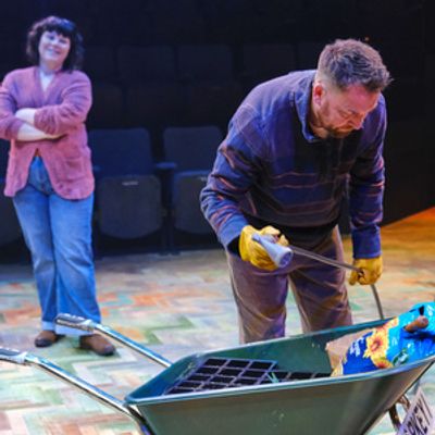 Sunflowers From CALENDAR GIRLS THE MUSICAL to Raise Funds for Blood Cancer UK