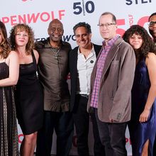 Photos: Steppenwolf Theatre Company Celebrates Opening Night of Rajiv Joseph’s MR. 