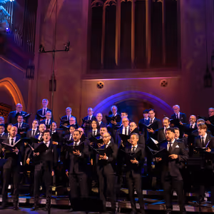 CHRISTMAS WITH CHOR LEONI Holiday Concert Returns In December