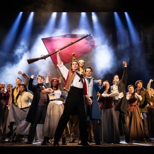 Photos: Check Out New Images of LES MISERABLES US Tour