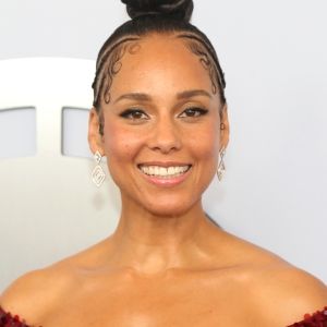 Alicia Keys to Receive Dr. Dre Global Impact Award at Recording Academy Honors