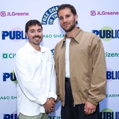 Photos: Stars Walk the Red Carpet for Opening Night of TWELFTH NIGHT