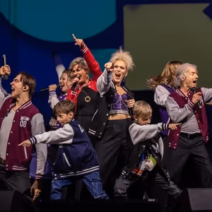 Photos: Sabrina Weckerlin Celebrates 20 Years Onstage With MEIN LEBEN FÜR DIE BÜHNE Concert
