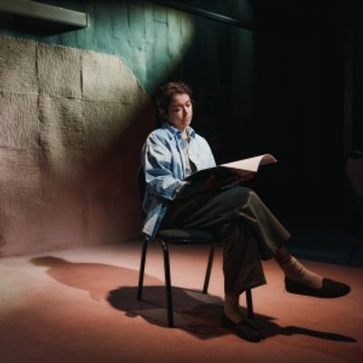 Photos: First Look at Tatiana Maslany &amp; More in PRE-EXISTING CONDITION