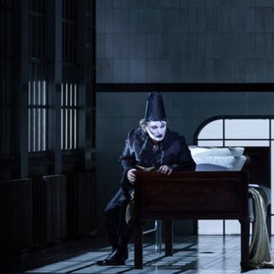 HAMLET Will Come to Paris in September