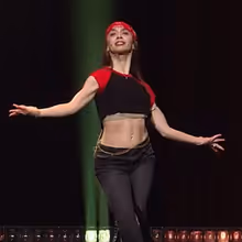 ビデオ：CATS: THE JELLICLE BALLスターEmma SofíaがMiscast 2026でA CHORUS LINEをボールルーム風に披露 Photo