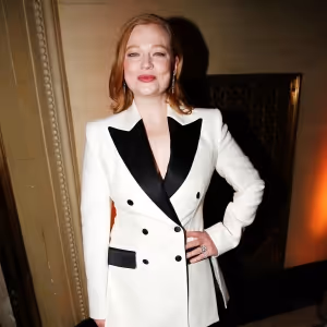 Sarah Snook Set to Appear on THE VIEW to Discuss THE PICTURE OF DORIAN GRAY