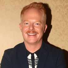 Tony-Winner Jesse Tyler Ferguson To Be Honored At Vineyard Theatre 2024 Gala