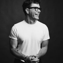 Comedian Bobby Bones Will Debut At The Theater At Virgin Hotels Las Vegas With 'Comed