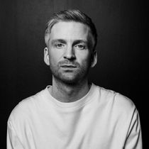 Ólafur Arnalds To Return To Massey Hall With FALLING APART TOGETHER