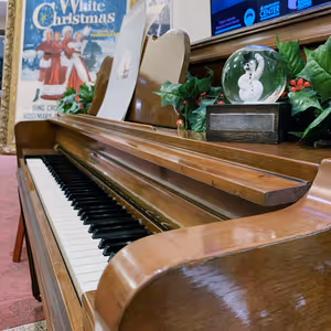 Rosemary Clooney’s Daughter Will Speak At Holiday Event at the Payne & Mencias…