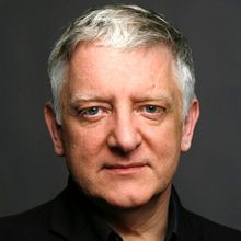 Simon Russell Beale Departs the RSC's TITUS ANDRONICUS