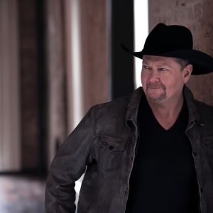 Randy Houser and Tracy Lawrence Bring One-Night-Only Performance to The Theater at…