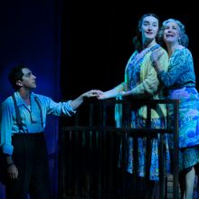 Photos: THE GLASS MENAGERIE at Center REP