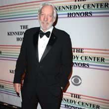 Mirvish Productions to Dim Marquee Lights to Honour Donald Sutherland