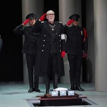 Photos: First Look At TITUS ANDRONICUS Starring Patrick Page