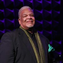 Broadway Star of THE WIZ, CATS, and More, Ken Page Dies at Age 70