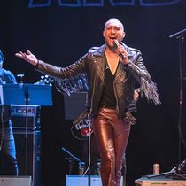 Photos: Serge Clivio Marks Fifth Anniversary of SERGE AND FRIENDS at Gramercy Theatre