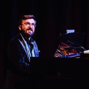 THE SHOWS WE USED TO KNOW to Welcome Jenna Augen at The Crazy Coqs