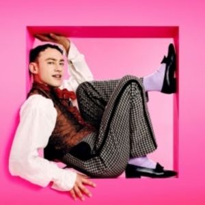 Olly Alexander To Star in National Theatre's THE IMPORTANCE OF BEING EARNEST West…