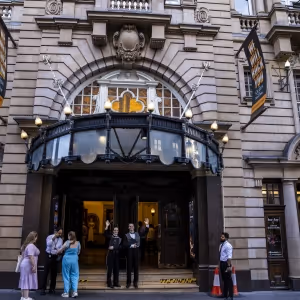 ENO Teams Up With Smartify For Digitalised Version of the ENO's Gilbert & Sullivan…