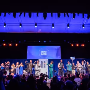 Photos: Anne Hathaway, Billy Porter & More at BROADWAY RALLIES FOR KAMALA!