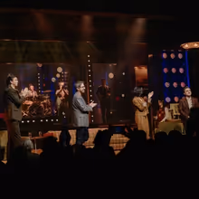 Photos: Ray Romano, Nicholas Braun, Jake Shane, and Jenny Slate Join ALL OUT