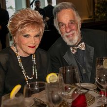 Legendary Singer Connie Francis Presents Renowned Artist Yaacov Heller with Award