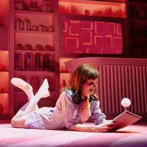 Photos: First Look at Dylan Mulvaney in THE LEAST PROBLEMATIC WOMAN IN THE WORLD