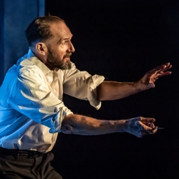 Photos: MACBETH Starring Ralph Fiennes & Indira Varma Photo