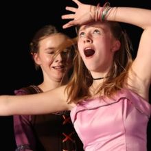 Traveling Players Performs GREEN BIRD Beginning This Weekend