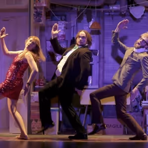 Compagnie le Fils du Grand Réseau Brings BIGRE / FISH BOWL to the Peacock Theatre