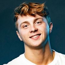 Drew Gasparini's WE AREN'T KIDS ANYMORE Will Premiere at the Savoy Theatre With Sam T