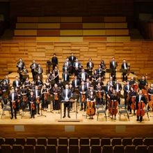 Mother's Day Special Performance Comes to Esplanade This Month