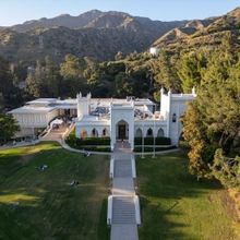 Applications Now Open for Brand Associates 2025 Dance Series