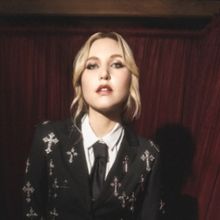 Taylor Tomlinson Brings SAVE ME to Raleigh
