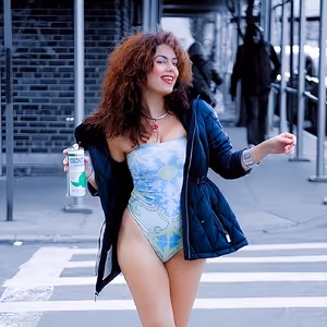 Josephine Phoenix One-Woman Show BETWEEN COCONUTS AND CONCRETE Comes to Sarasota…