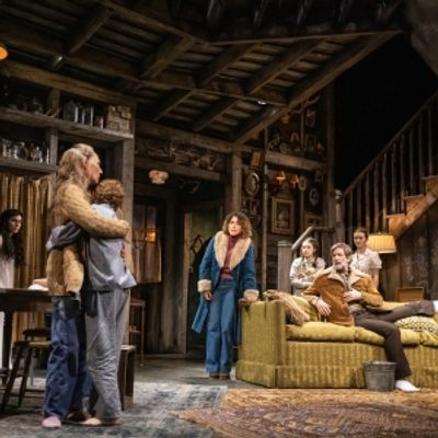 Photos: First Look at GREY HOUSE on Broadway
