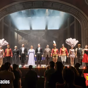 PHOTOS: Saludos finales de la noche de Estreno VIP de HOUDINI, UN MUSICAL…