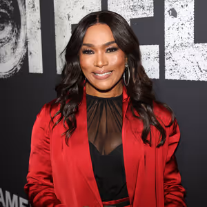 Angela Bassett, Henry Louis Gates, Jr. Among Honorees at Schomburg Center Gala