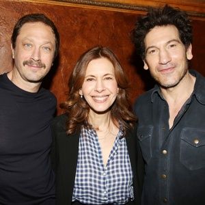 Photos: DOG DAY AFTERNOON's Ebon Moss-Bachrach and Jon Bernthal Meet the Press
