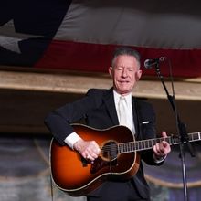 Lyle Lovett and His Large Band Comes to State Theatre New Jersey in August