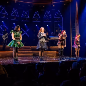 Photos: New SIX Queens Take First Bows on Broadway