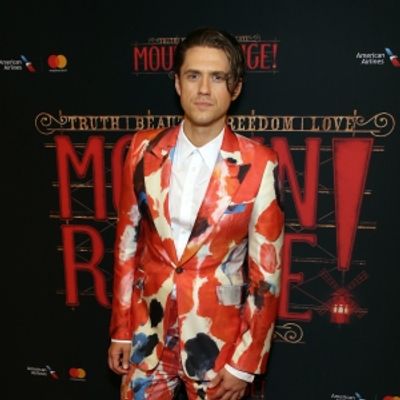 Video: Aaron Tveit Sings National Anthem for Knicks Vs. Pacers Game