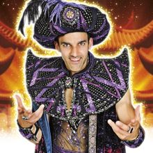 Davood Ghadami, Kiera Nicole, and Charlie Guest Will Star in Fairfield Halls Pantomim